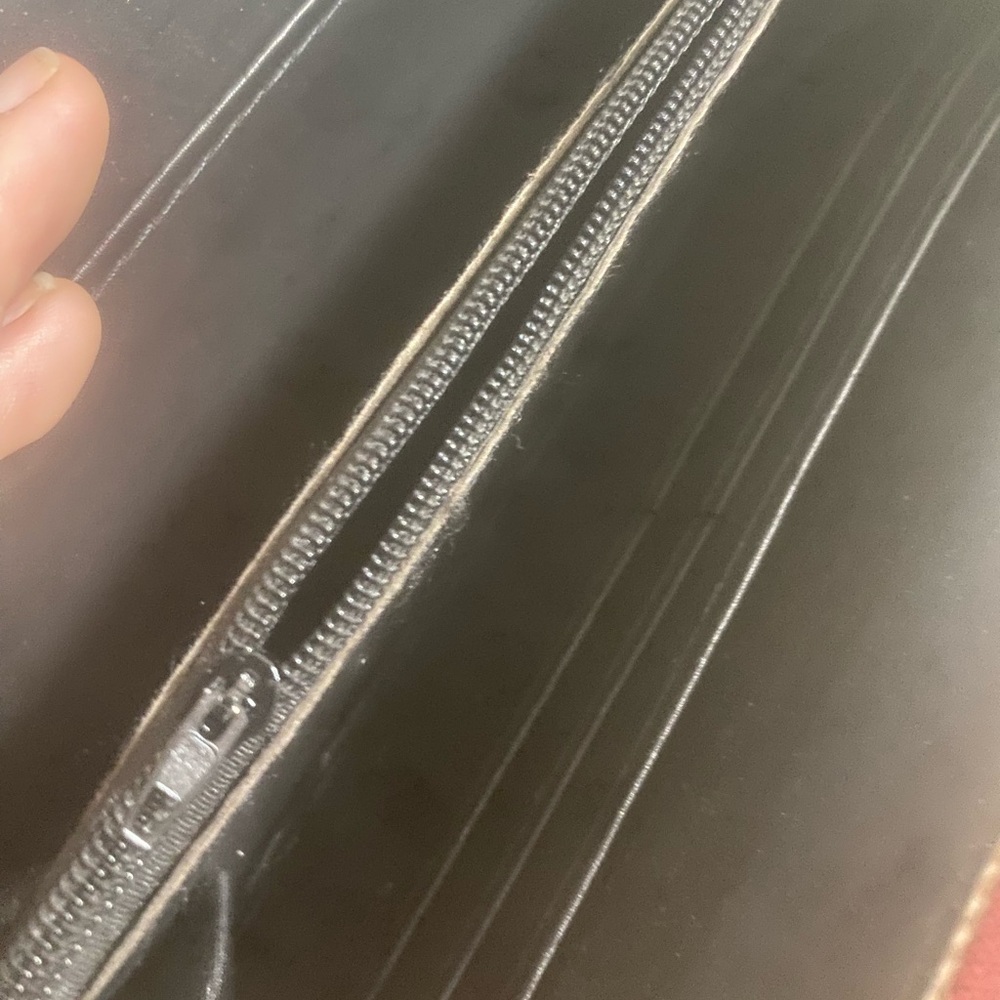 Red wallet - Picture 6 of 6